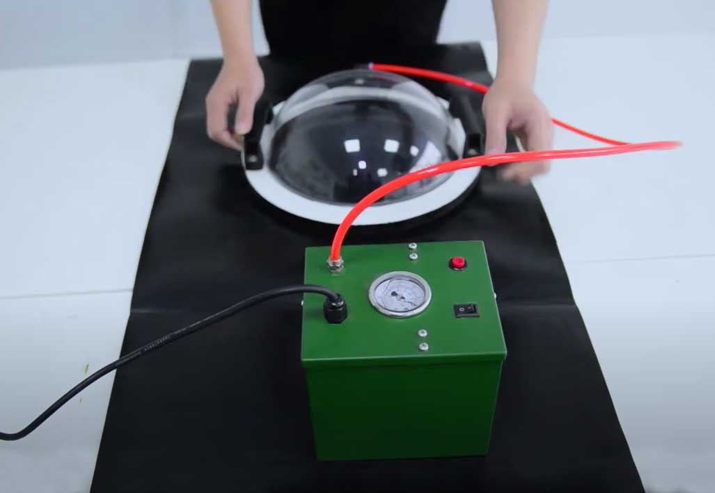 máy đo , kiểm tra độ dò rỉ không khí của đường hàn