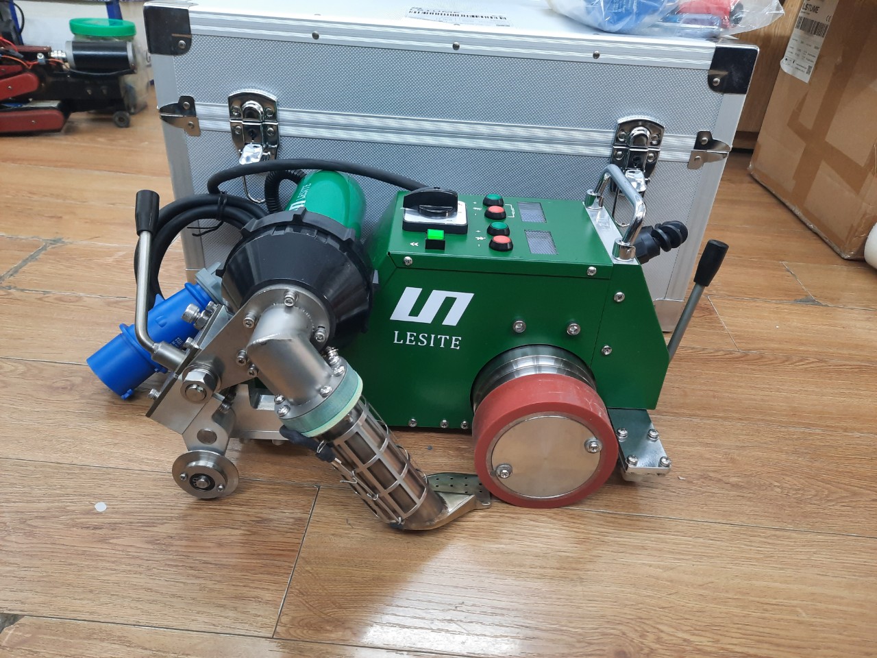 Hướng dẫn sử dụng máy hàn màng nhựa LST UME