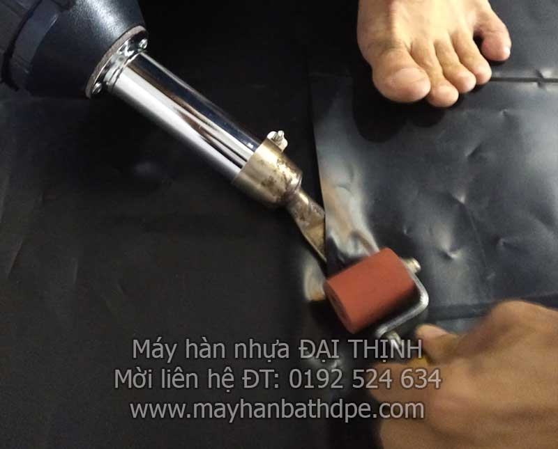 máy hàn bạt hdpe DY1080