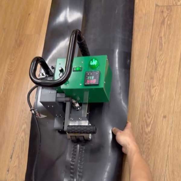 Máy hàn bạt nhựa dày giá rẻ RFT900,chất lượng bền khỏe