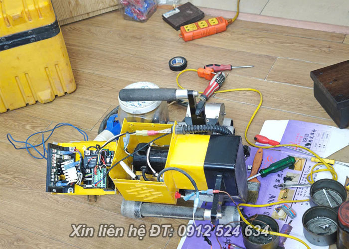 sửa m&aacute;y h&agrave;n bạt nhựa