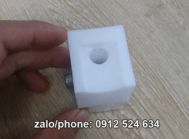 Đế h&agrave;n đ&ugrave;n, đầu h&agrave;n